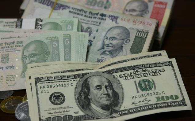 Rupee plunges to historic low of 65.72